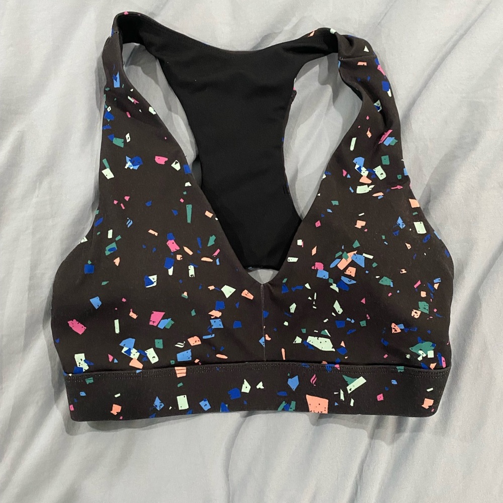 Colorful Patterned Activewear Set - image 5